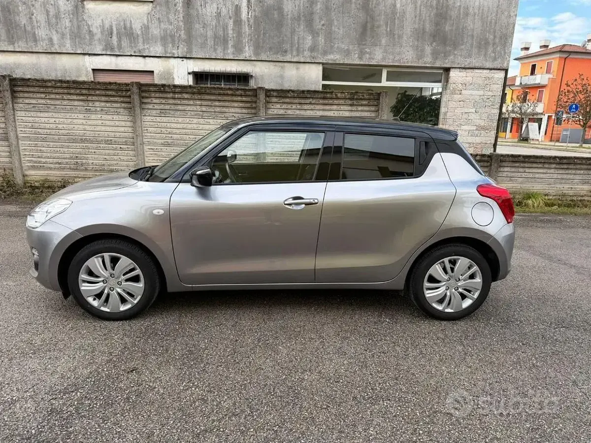 Gebraucht Suzuki Swift Cool 90 PS (66 kW) 2018 Grau Kleinwagen