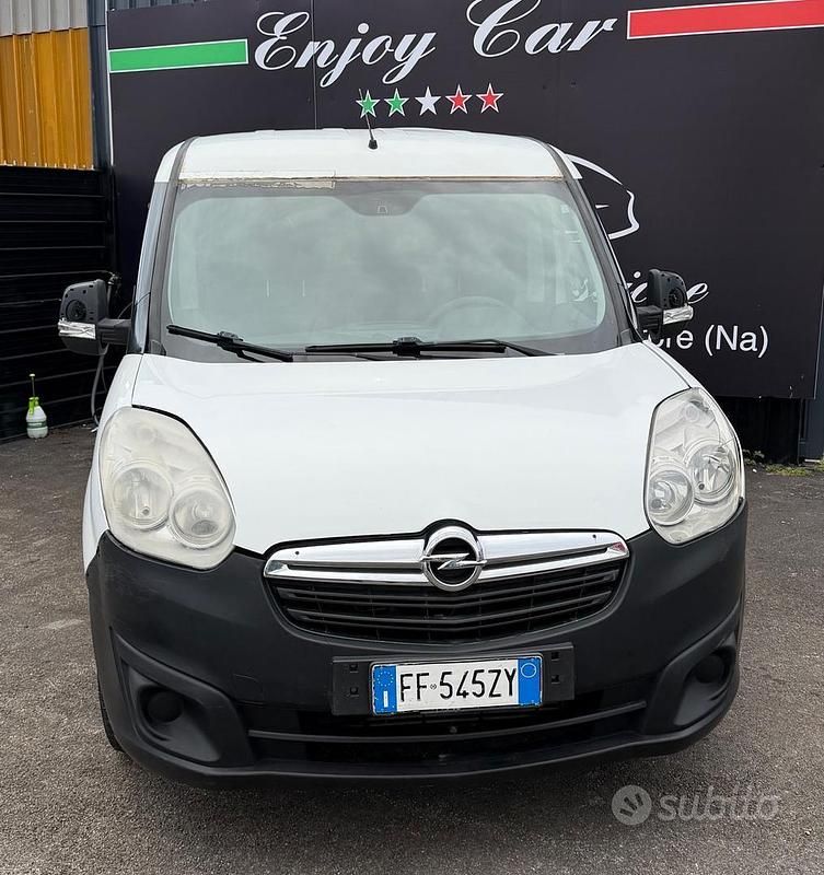 Usata Opel Combo 120 CV (88 kW) 2017 Bianco Monovolume