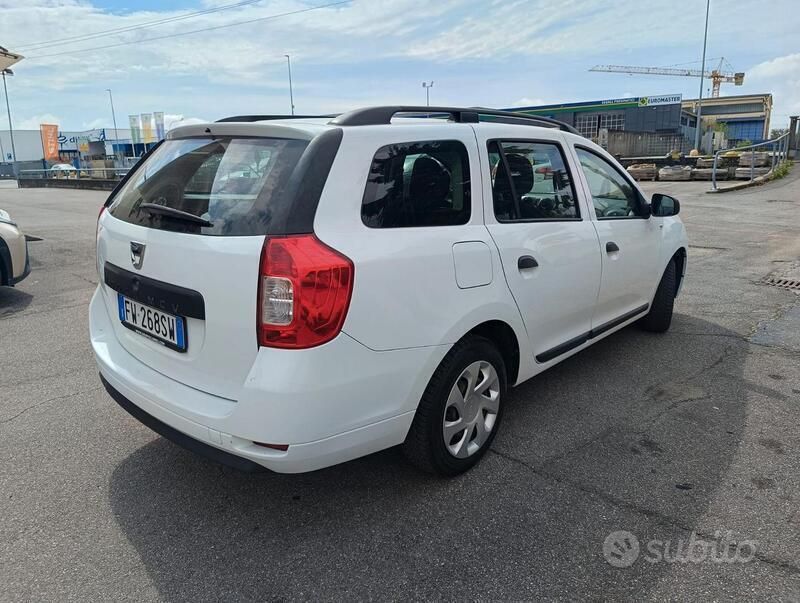 Gebraucht Dacia Logan 75 PS (55 kW) 2019 Weiß Limousine