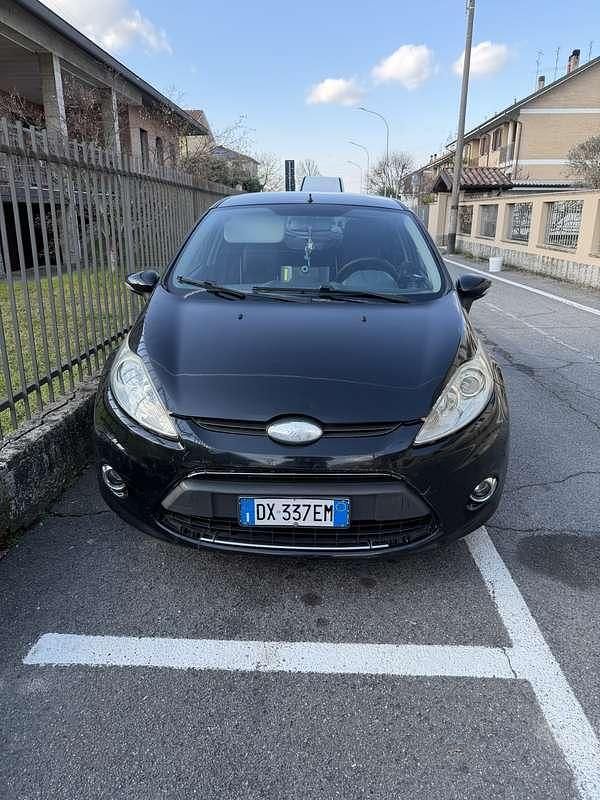 Usata Ford Fiesta Titanium 82 CV (60 kW) 2009 Utilitaria