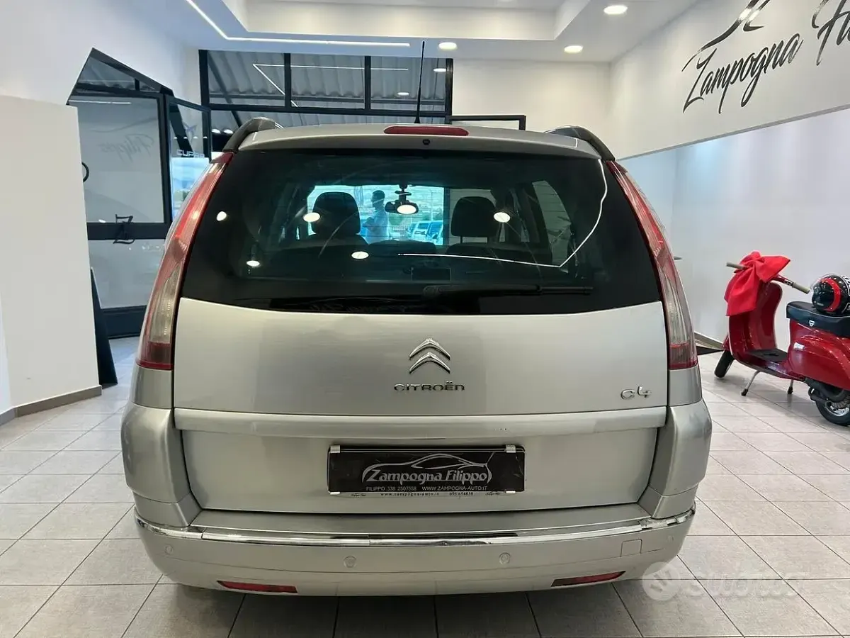 Usata Citroën Grand C4 Picasso Exclusive 112 CV (82 kW) 2013 Grigio Monovolume
