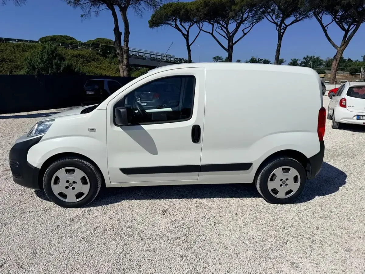 Usata Fiat Fiorino 95 CV (69 kW) 2022 Bianco Monovolume