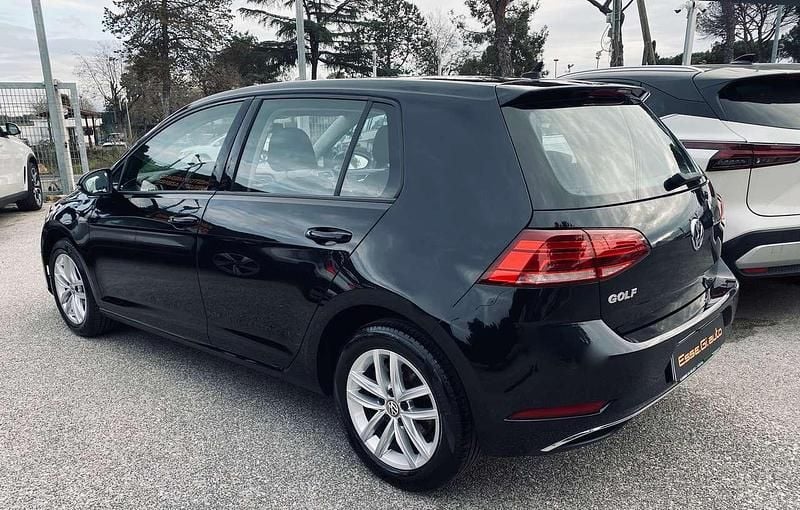 Usata VW Golf VII Sportline 116 CV (85 kW) 2019 Nero Berlina