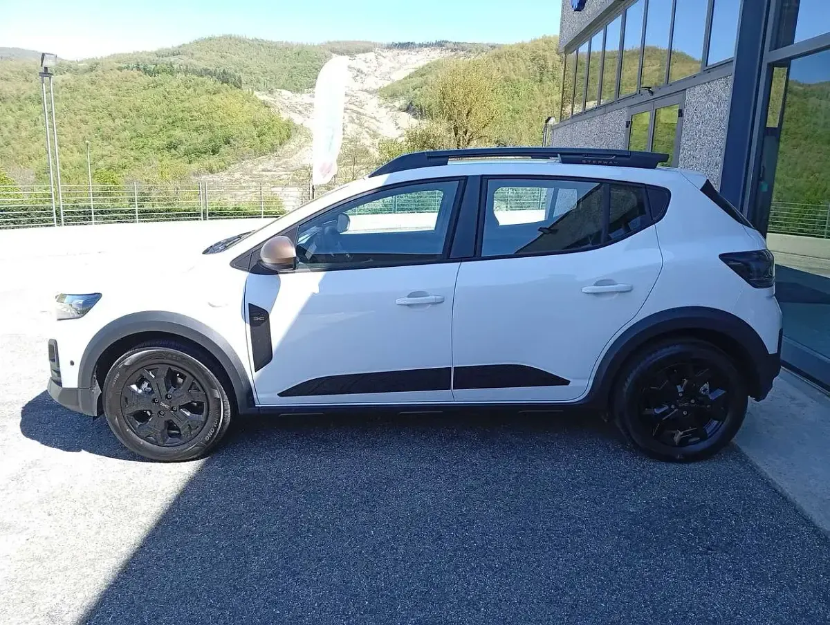 Nuova Dacia Sandero Extreme 122 CV (89 kW) 2026 Bianco Berlina
