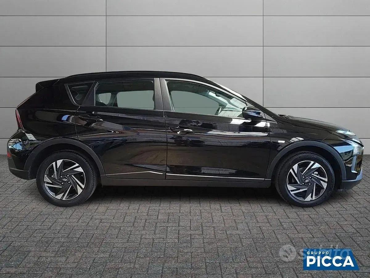 Usata Hyundai Bayon 101 CV (74 kW) 2021 Nero SUV