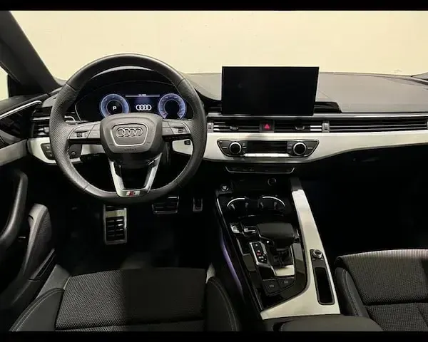 Usata Audi A5 Sportback S-Line 204 CV (150 kW) 2023 Blu Utilitaria
