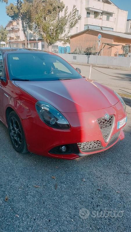 Usata Alfa Romeo Giulietta 120 CV (88 kW) 2016 Rosso Berlina