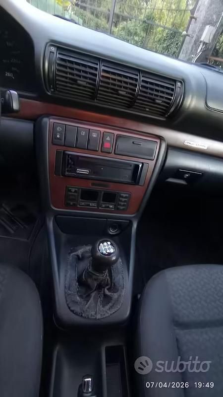 Usata Audi A4 1995 Blu Berlina