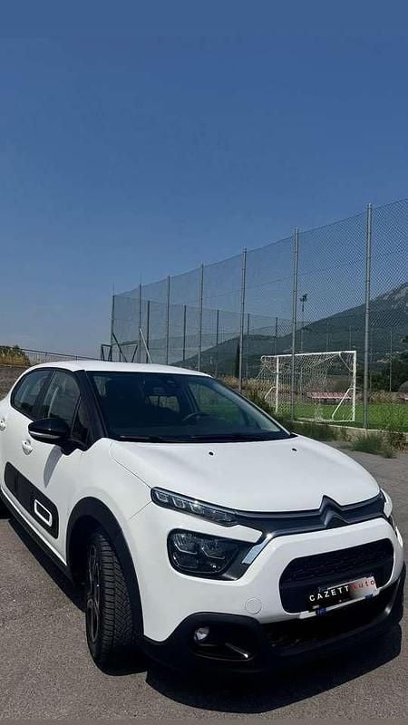 Usata Citroën C3 Shine 102 CV (75 kW) 2021 Bianco Berlina
