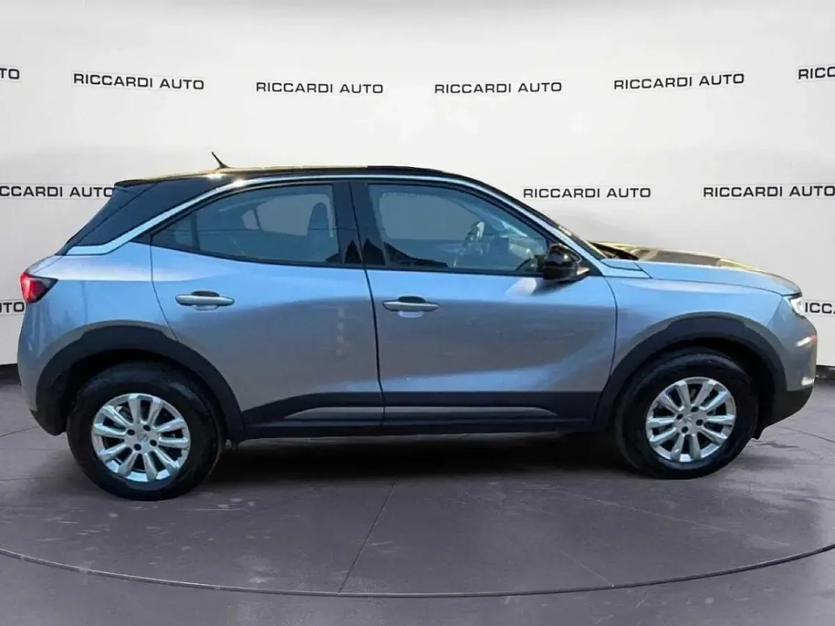 Usata Opel Mokka Edition 131 CV (96 kW) 2022 Grigio SUV