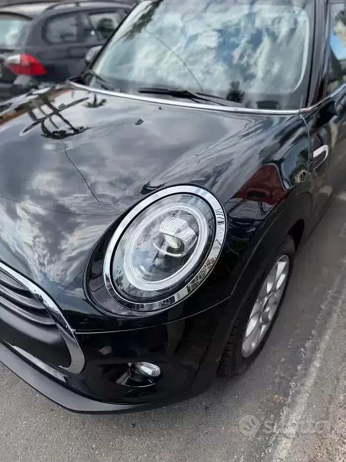 Usata Mini Cooper D Hype 95 CV (69 kW) 2018 Bluazzurro Utilitaria