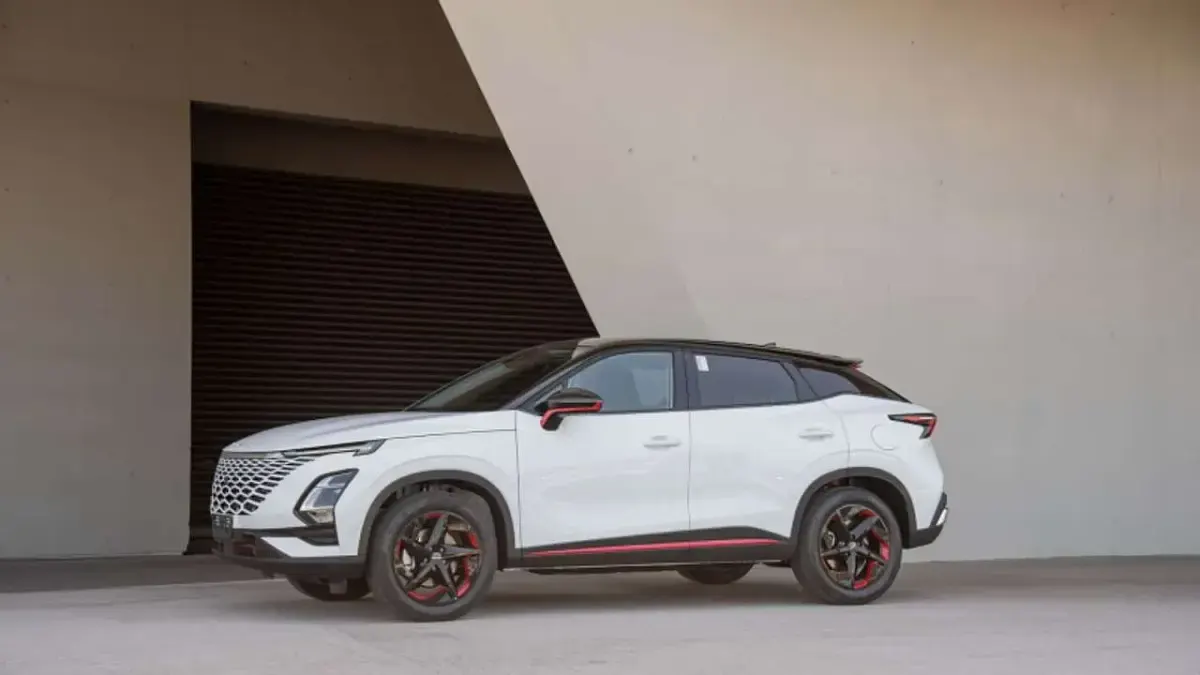 Nuova Omoda 5 147 CV (108 kW) 2025 Argento SUV