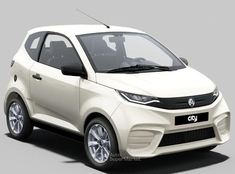 Nuova Aixam City Pack 2025 Bianco Berlina