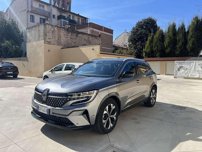 Usata 2023 Renault Austral Iconic SUV | 26.500 € (Buon prezzo) - Immagine 1/4