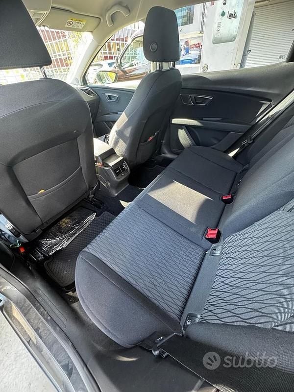 Usata Seat Leon 110 CV (80 kW) 2016 Berlina