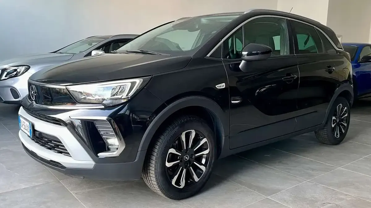 Usata Opel Crossland Business Elegance 131 CV (96 kW) 2023 Nero SUV