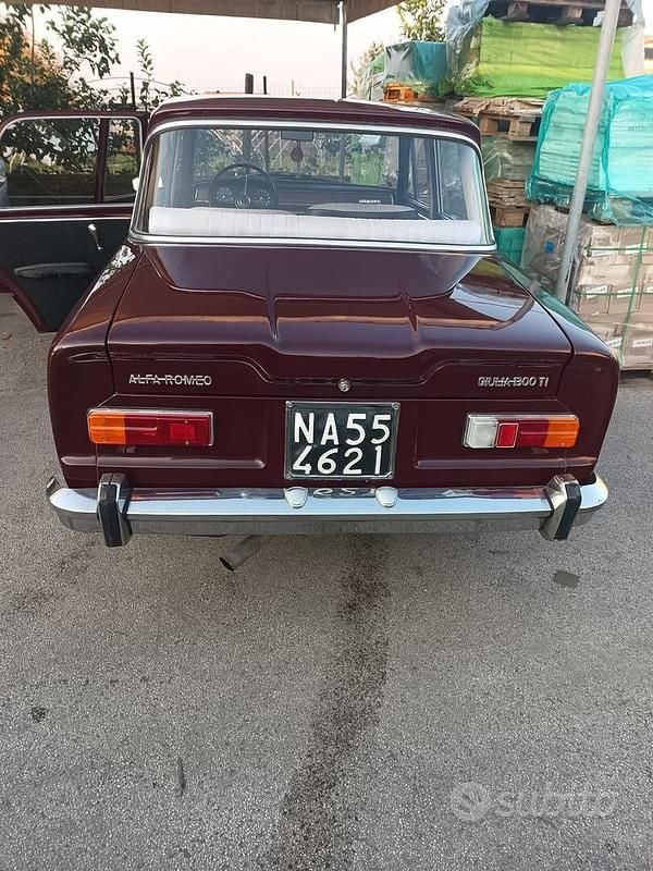 Usata Alfa Romeo Giulia 1300 1960 Berlina