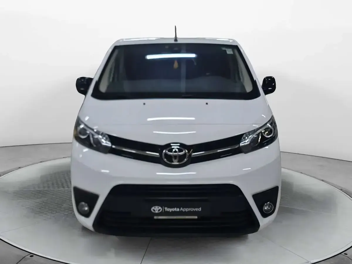 Usata Toyota Proace Verso Edition 177 CV (130 kW) 2021 Bianco Station wagon
