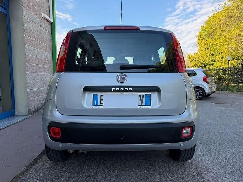 Usata Fiat Panda Lounge 69 CV (50 kW) 2014 Argento Utilitaria