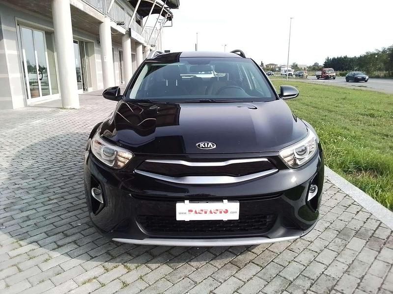 Usata Kia Stonic 120 CV (88 kW) 2020 Nero metallizzato SUV
