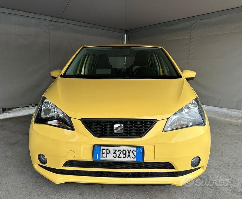 Usata Seat Mii Style 60 CV (44 kW) 2013 Giallo Utilitaria