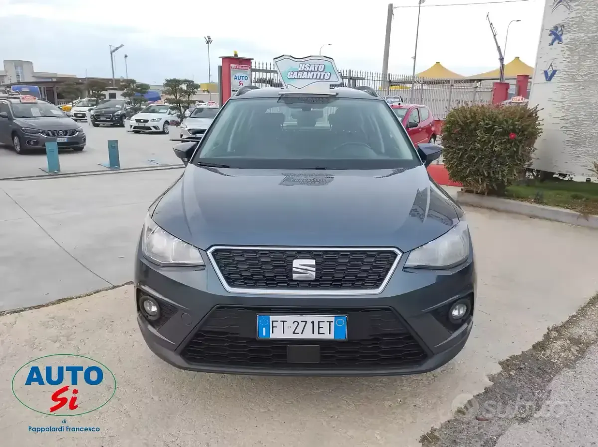 Usata Seat Arona 95 CV (69 kW) 2018 Grigio SUV