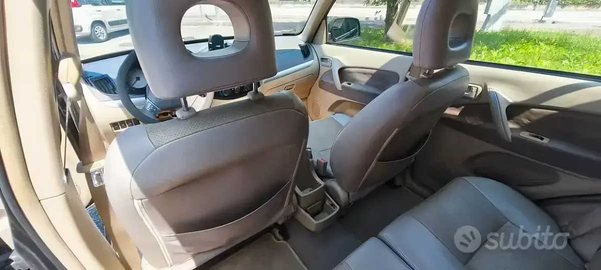 Usata DR DR5 109 CV (80 kW) 2009 SUV