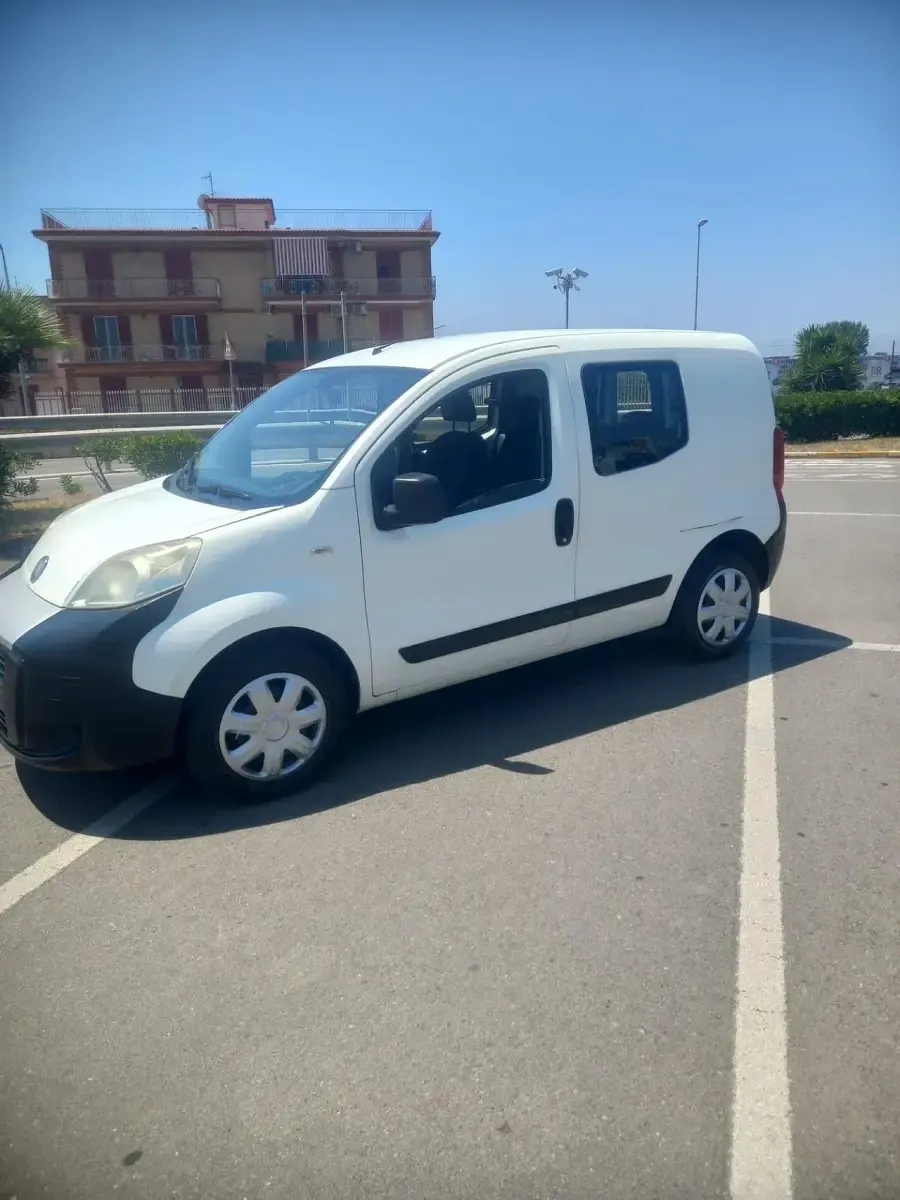 Usata Fiat Fiorino 75 CV (55 kW) 2010 Bianco Monovolume