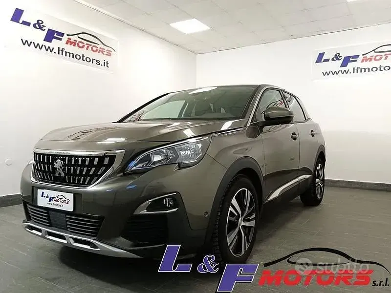 Usata Peugeot 3008 Allure 120 CV (88 kW) 2017 Grigio SUV