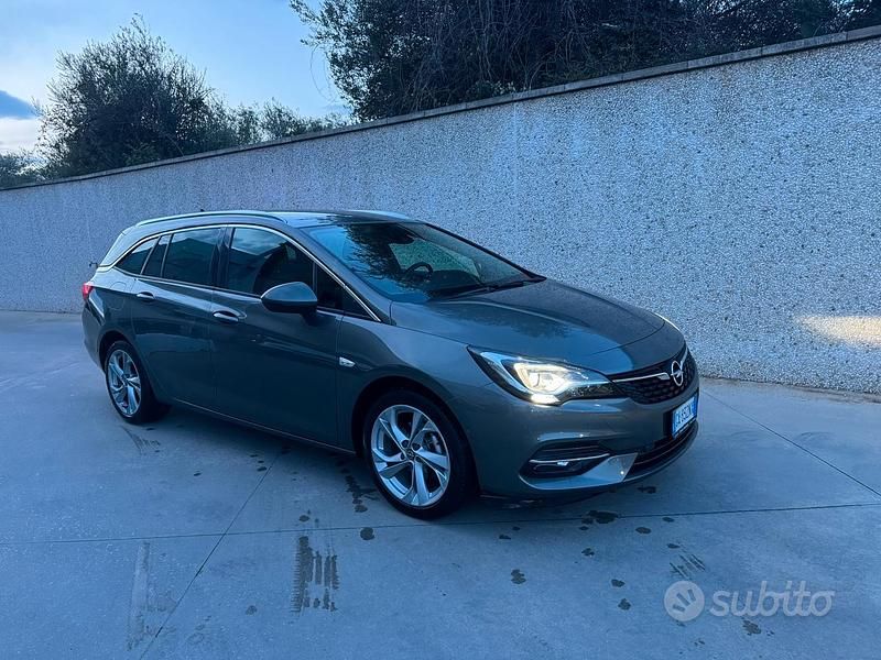 Usata Opel Astra Business 122 CV (89 kW) 2020 Grigio Station wagon