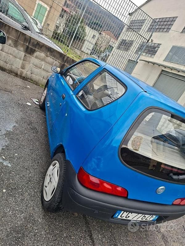 Usata Fiat 600 2004 Blu