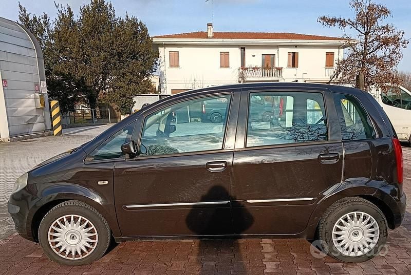 Usata Lancia Musa 2007 Marrone Monovolume