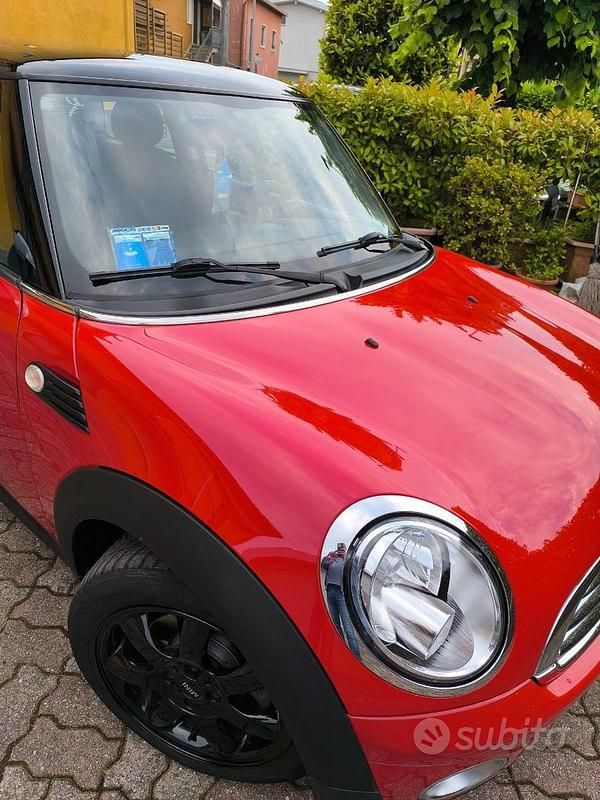 Rosso Usata 2008 Mini Cooper Due volumi | 3900 € (Ottimo prezzo) - Immagine 1/3