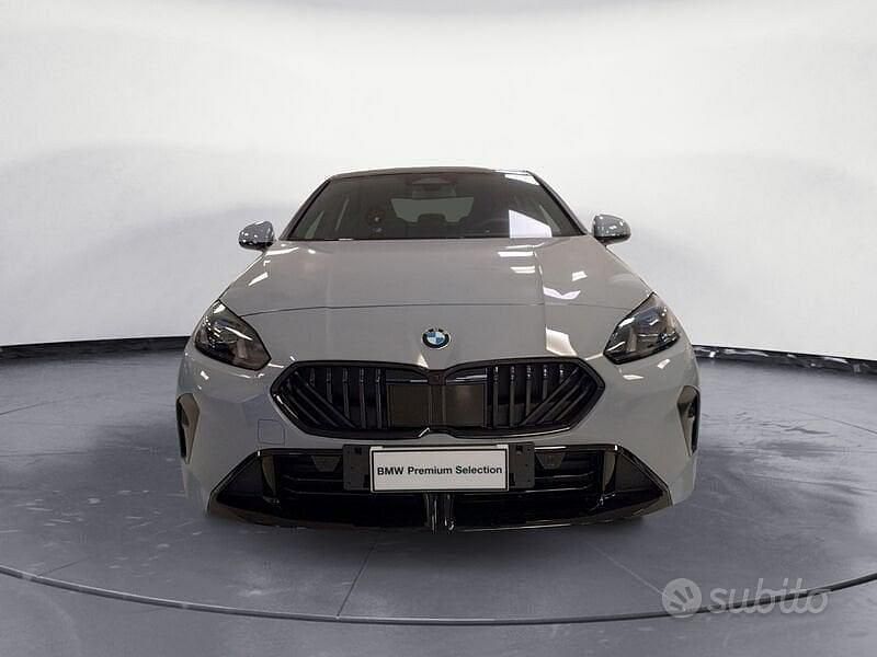 Nuova BMW 220 Efficient Dynamics 2025 Grigio Coupé