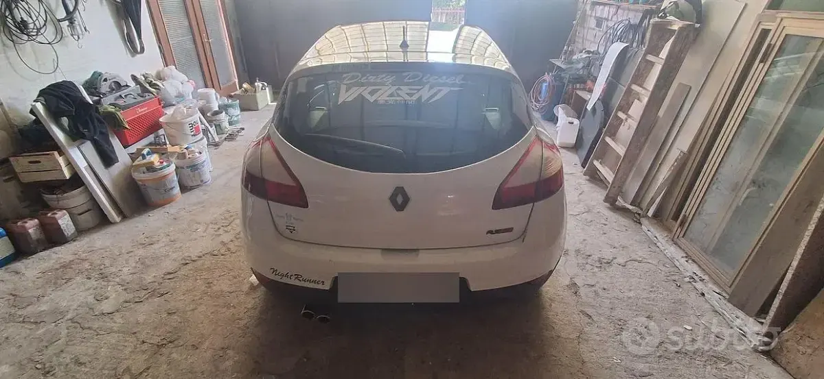 Usata Renault Mégane III 90 CV (66 kW) 2010 Bianco Berlina