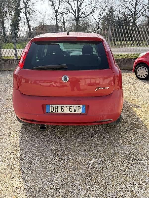 Usata Fiat Grande Punto Sport 131 CV (96 kW) 2007 Utilitaria