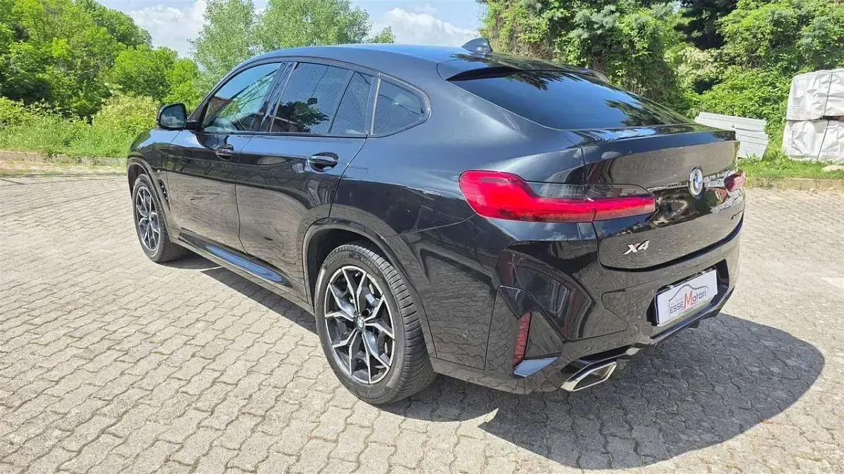 Usata BMW X4 M Sport 190 CV (139 kW) 2023 Nero SUV
