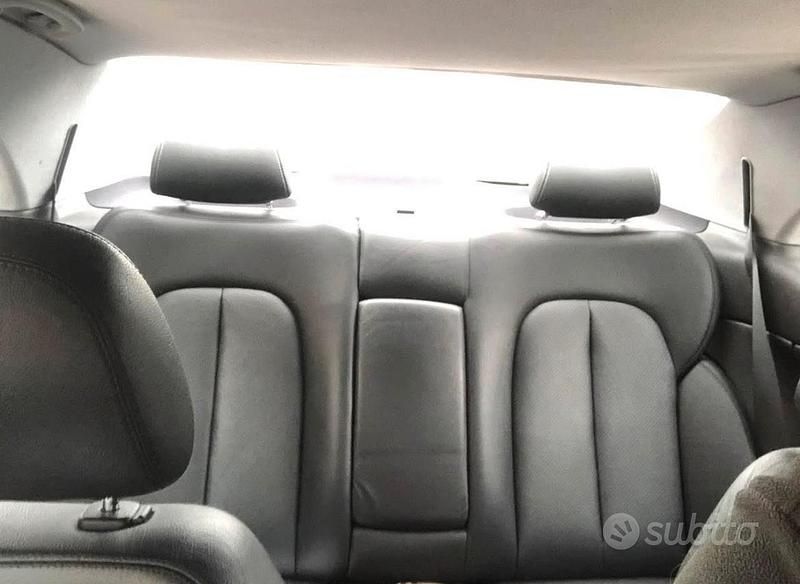 Usata Mercedes CLK200 163 CV (119 kW) 2000 Grigio