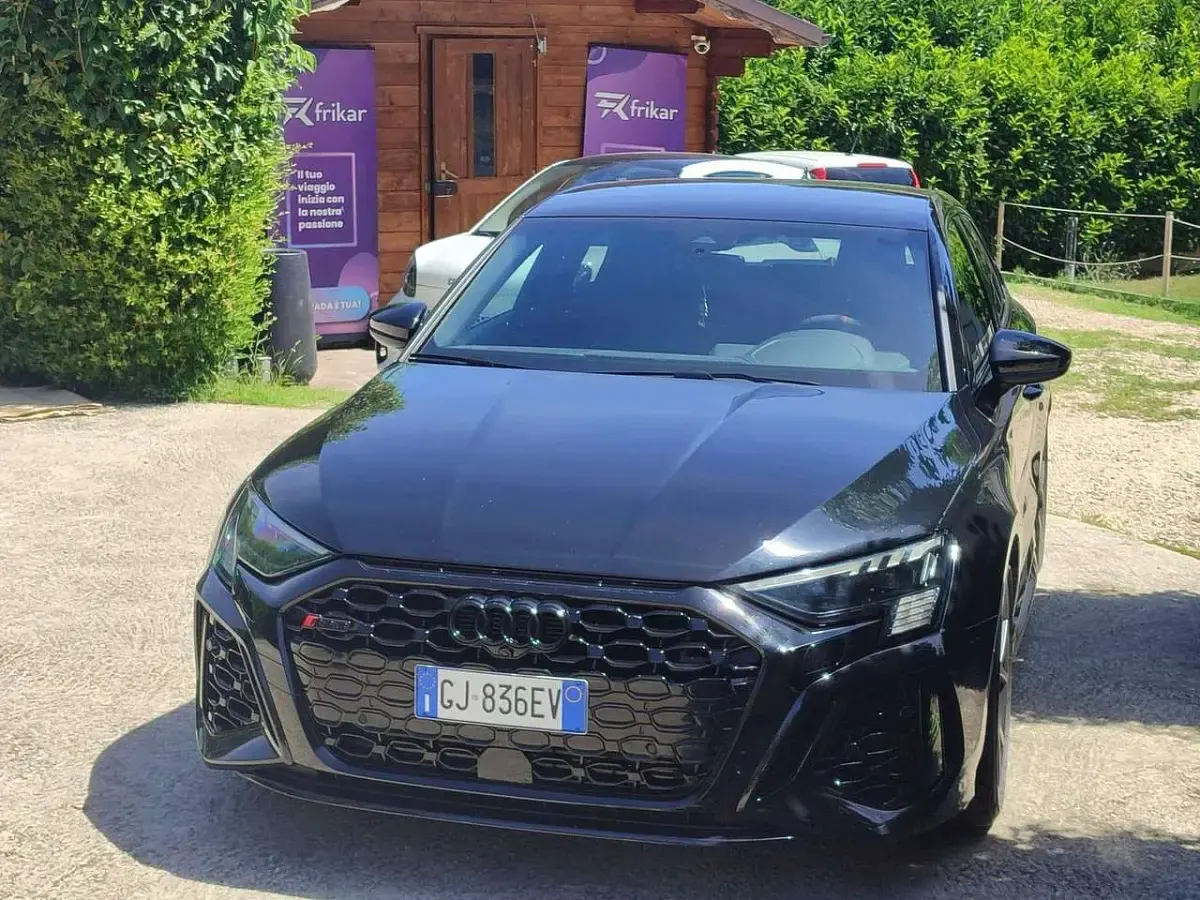 Usata Audi RS3 Ambiente 400 CV (294 kW) 2022 Nero Berlina