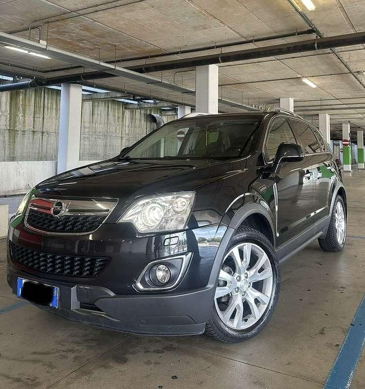 Nero Usata 2013 Opel Antara Cosmo SUV | 6250 € (Buon prezzo) - Immagine 1/4
