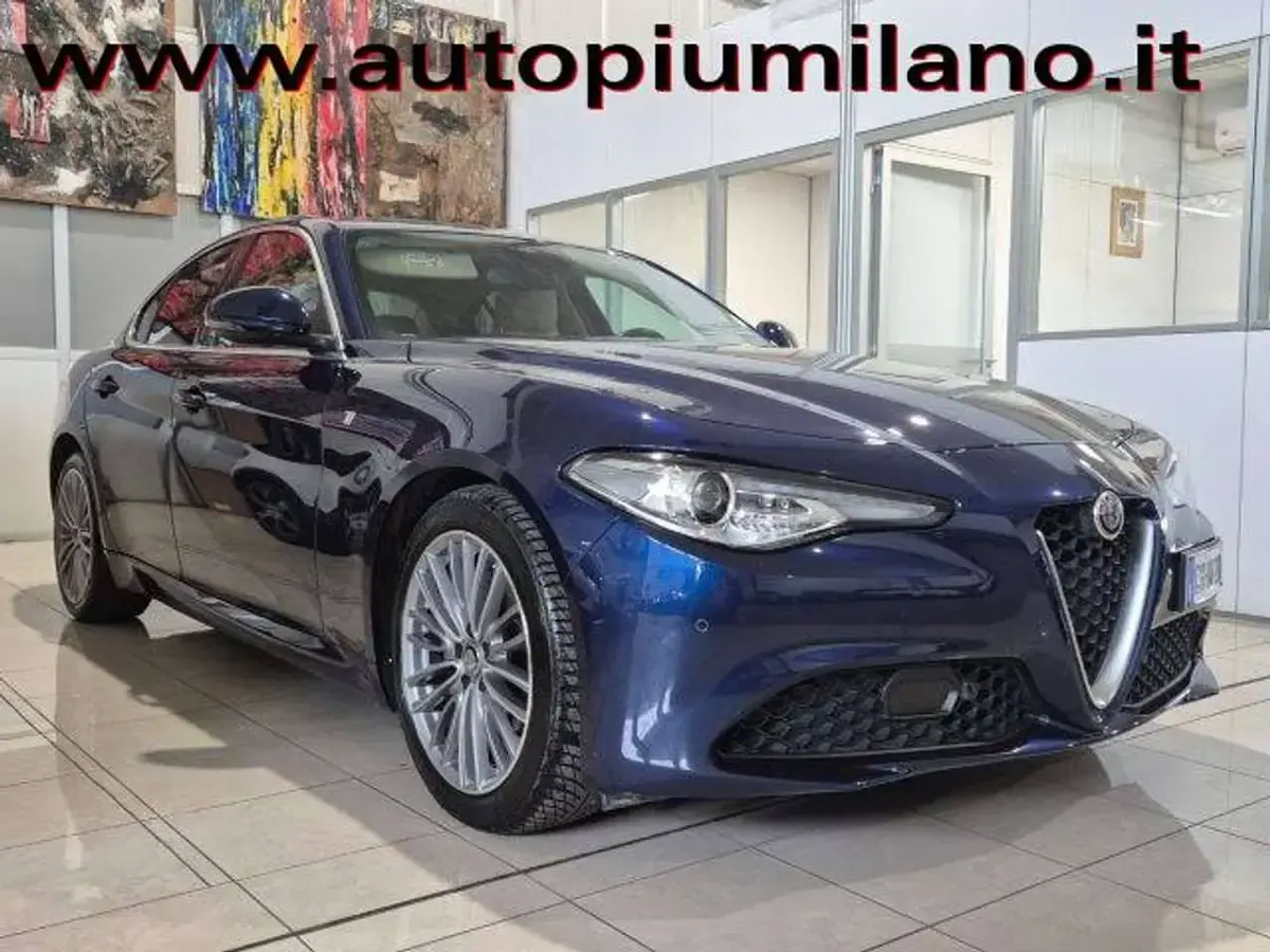 Usata Alfa Romeo Giulia Business 190 CV (139 kW) 2021 Blu/azzurro Berlina