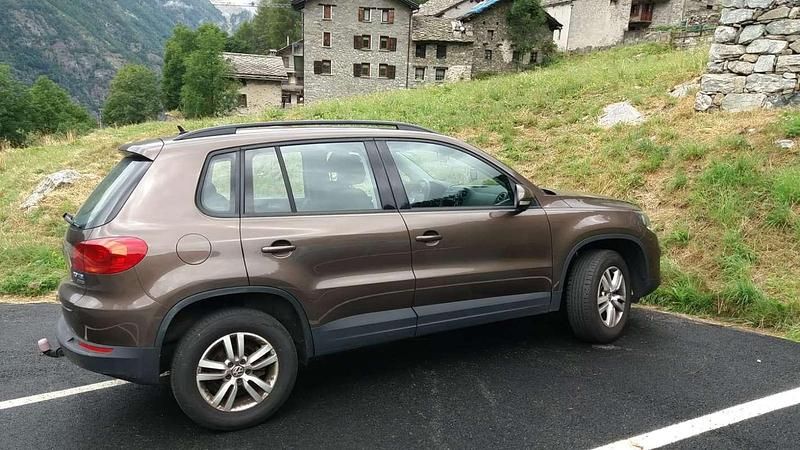 Usata VW Tiguan 140 CV (102 kW) 2013 Marrone SUV