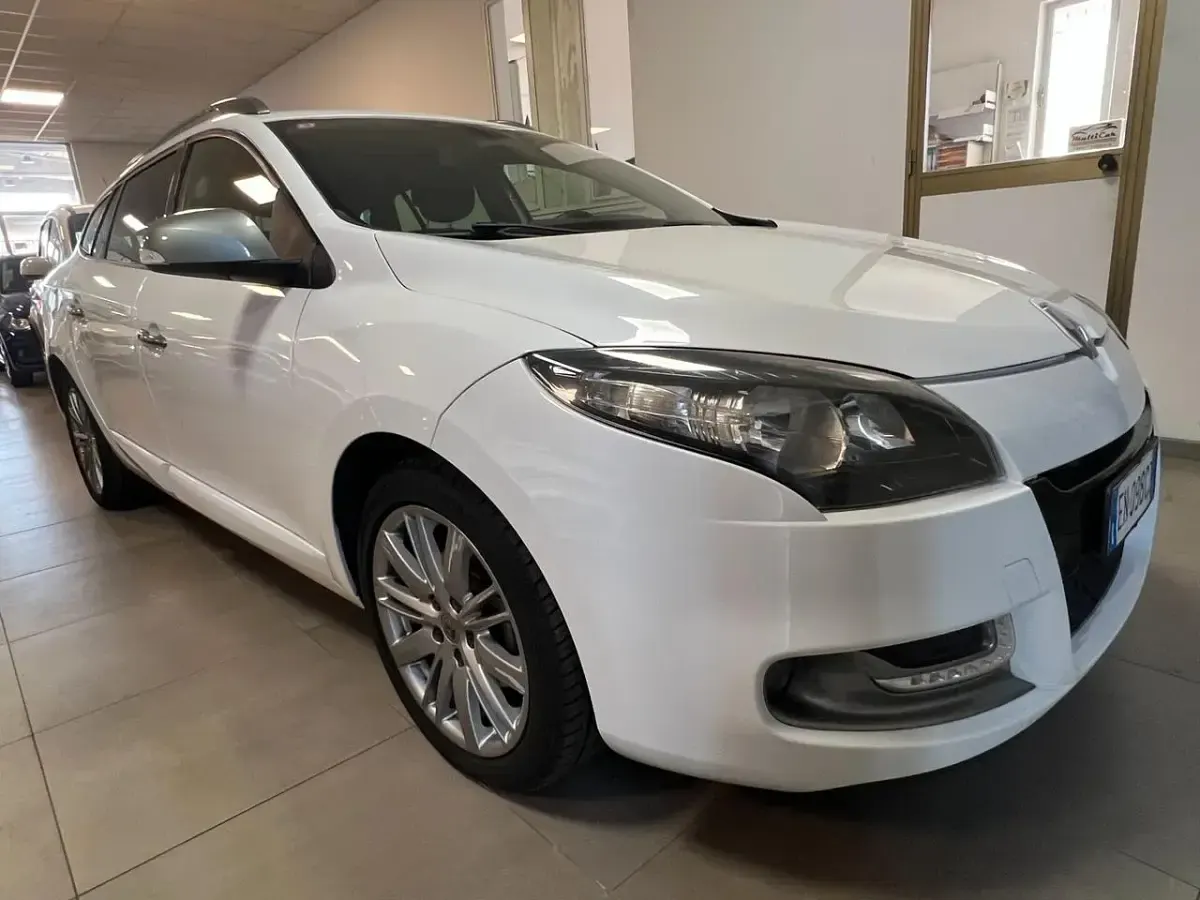 Brugt Renault Mégane GT Line GT-Line 110 HK (80 kW) 2012 Hvid Stationcar