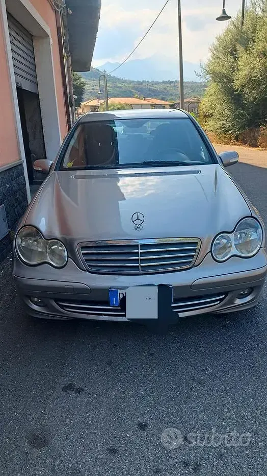 Usata Mercedes C200 2006 Grigio Berlina