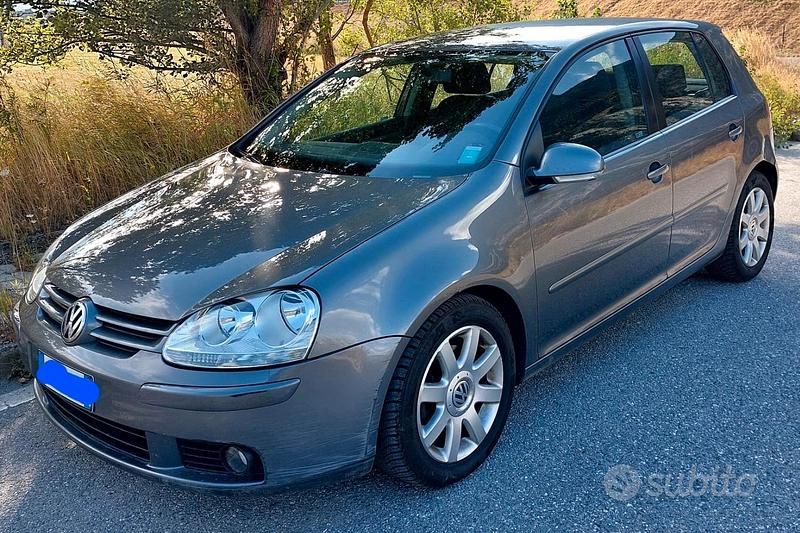 Usata VW Golf IV 140 CV (102 kW) 2005 Berlina