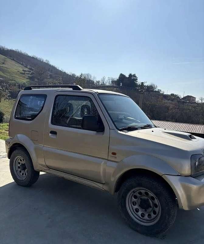 Usata Suzuki Jimny 65 CV (47 kW) 2005 SUV