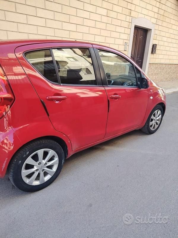 Usata Opel Agila 94 CV (69 kW) 2014 Monovolume