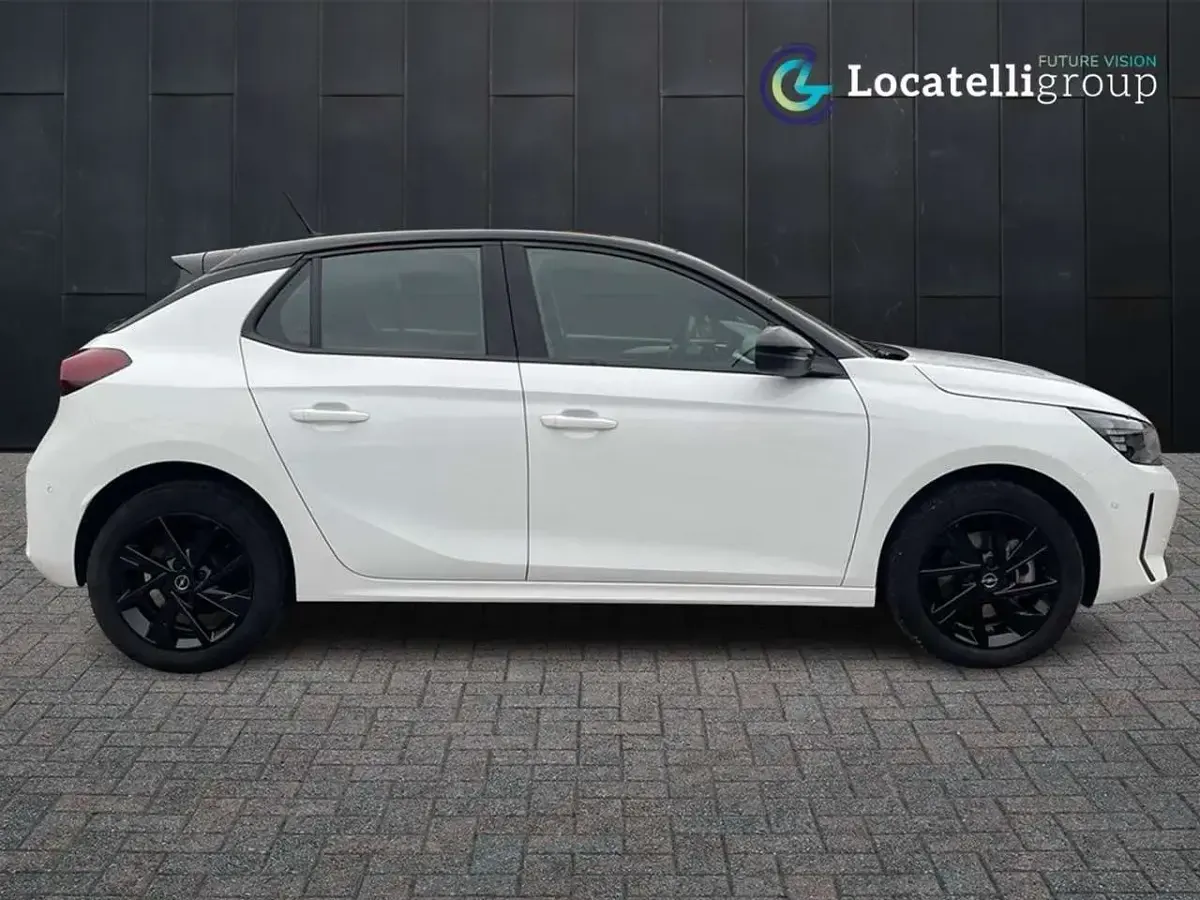 Usata Opel Corsa 101 CV (74 kW) 2025 Bianca Utilitaria