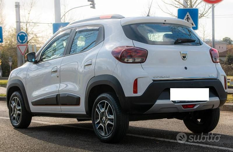 Usata Dacia Spring Comfort Plus 33 kW (45 CV) 2021 Bianco Utilitaria