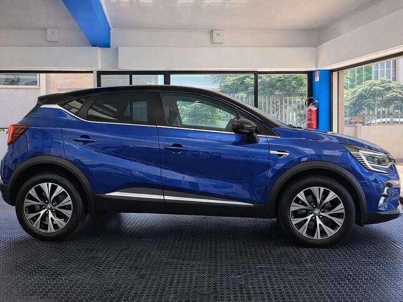 Usata Renault Captur Techno 90 CV (66 kW) 2024 Blu/azzurro SUV